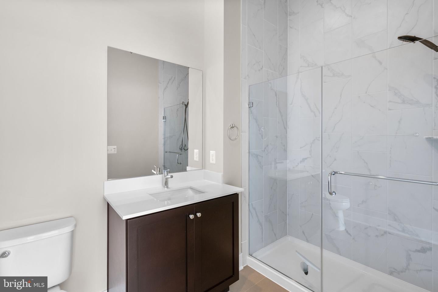 Rockville, Maryland, 20852, United States, 5 Bedrooms Bedrooms, ,5 BathroomsBathrooms,Residential,Active,1954009