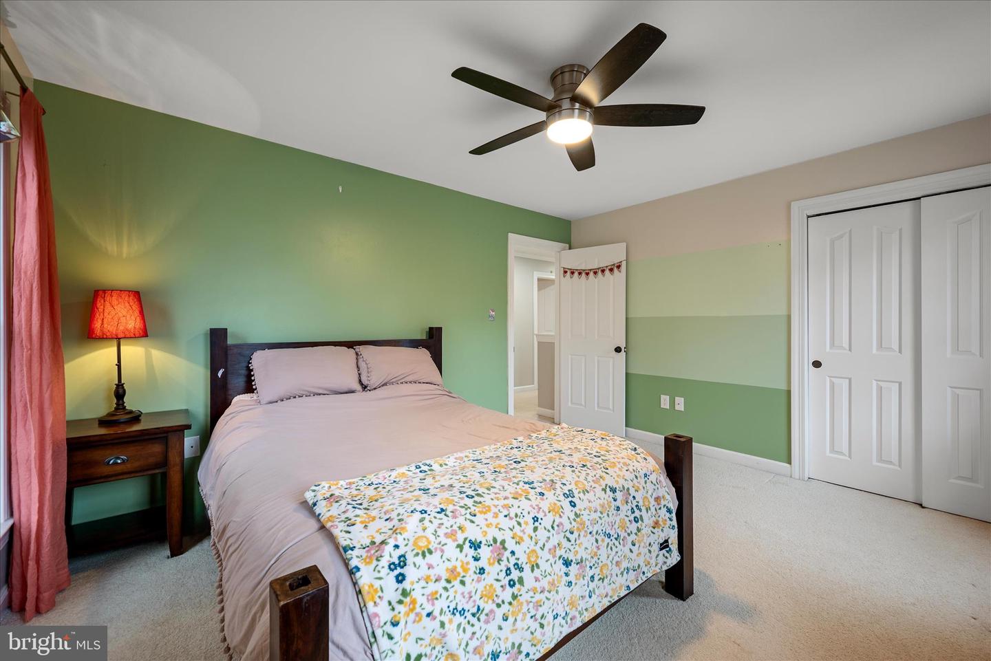 Centreville, Virginia, 20120, United States, 4 Bedrooms Bedrooms, ,3 BathroomsBathrooms,Residential,Active,2015484