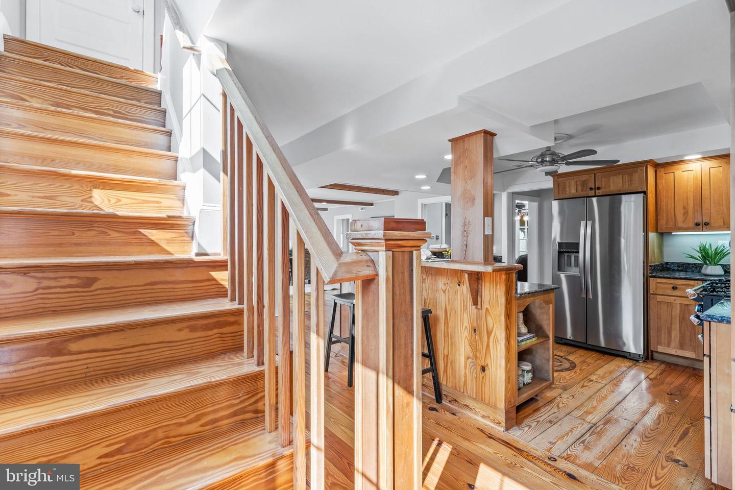 Cobb Island, Maryland, 20625, United States, 6 Bedrooms Bedrooms, ,6 BathroomsBathrooms,Residential,Contingent,1849506