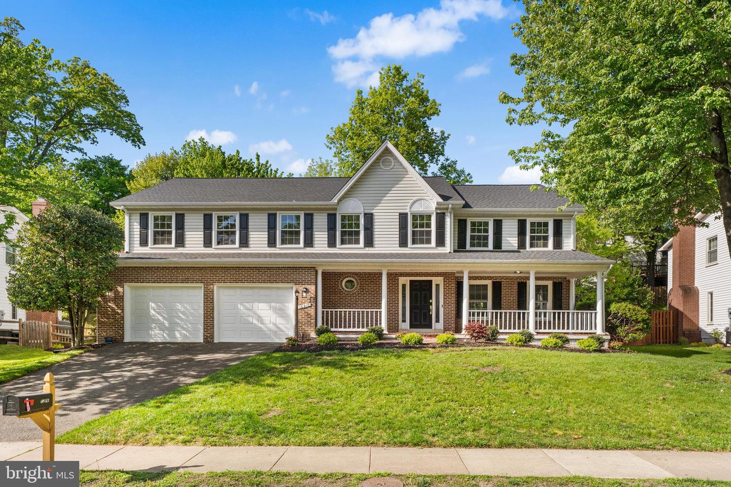 Clifton, Virginia, 20124, United States, 4 Bedrooms Bedrooms, ,4 BathroomsBathrooms,Residential,Active,2041351