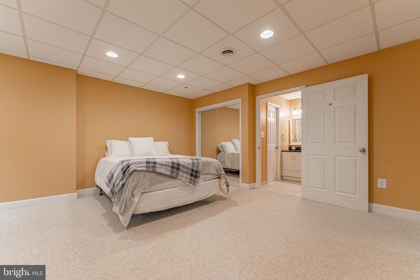 West Chester, Pennsylvania, 19382, United States, 5 Bedrooms Bedrooms, ,6 BathroomsBathrooms,Residential,Active,1798181