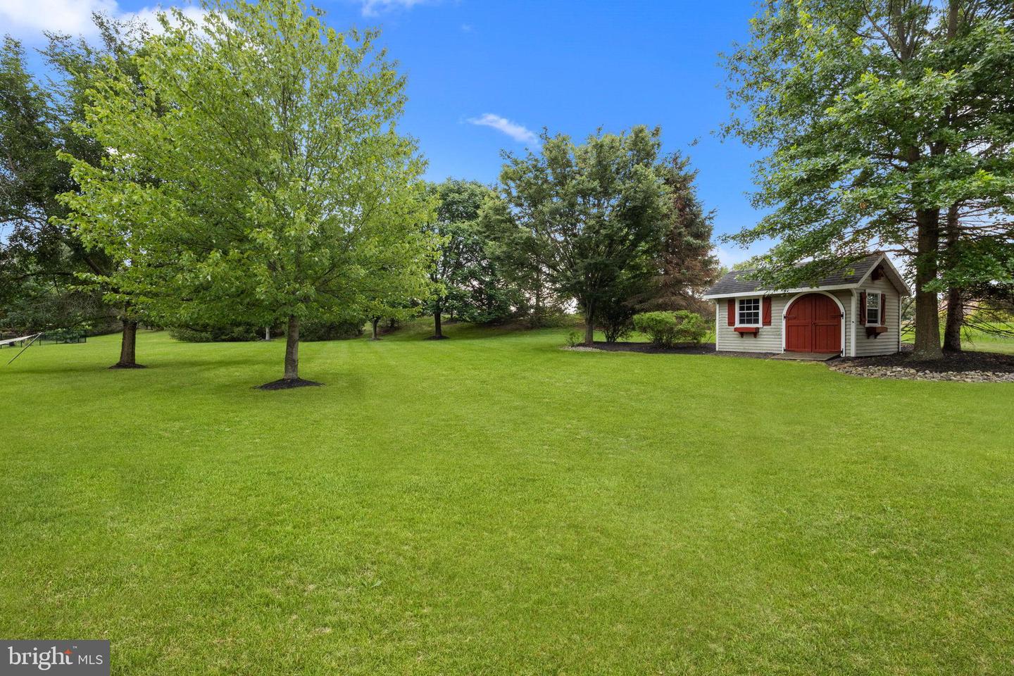 Newtown, Pennsylvania, 18940, United States, 5 Bedrooms Bedrooms, ,4 BathroomsBathrooms,Residential,Active,1905347