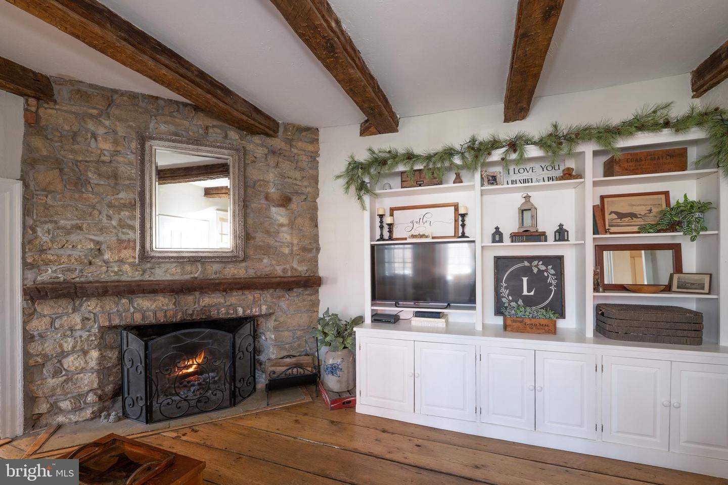 Long Valley, New Jersey, 07853, United States, 4 Bedrooms Bedrooms, ,4 BathroomsBathrooms,Residential,Active,1968372