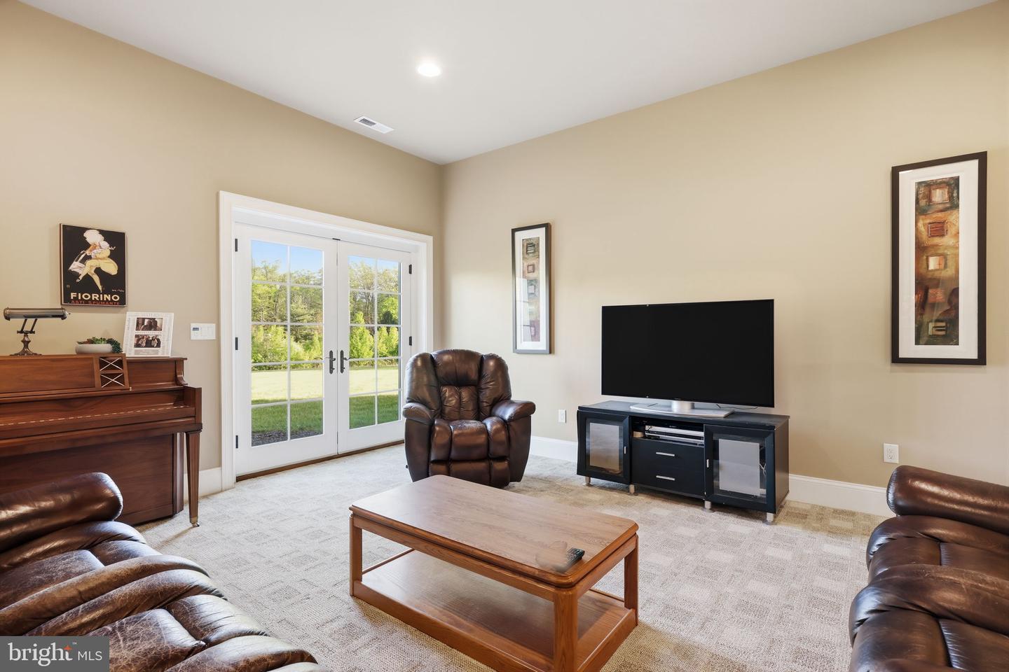 Newtown, Pennsylvania, 18940, United States, 5 Bedrooms Bedrooms, ,6 BathroomsBathrooms,Residential,Active,2044188