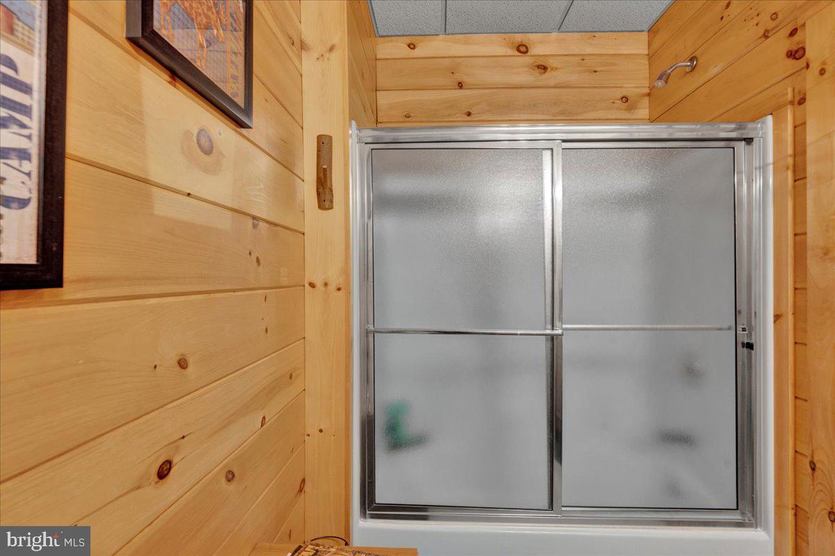 White Haven, Pennsylvania, 18661, United States, 5 Bedrooms Bedrooms, ,3 BathroomsBathrooms,Residential,Active,1888981