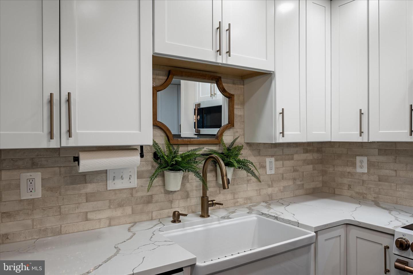 Centreville, Virginia, 20120, United States, 4 Bedrooms Bedrooms, ,3 BathroomsBathrooms,Residential,Active,2015484