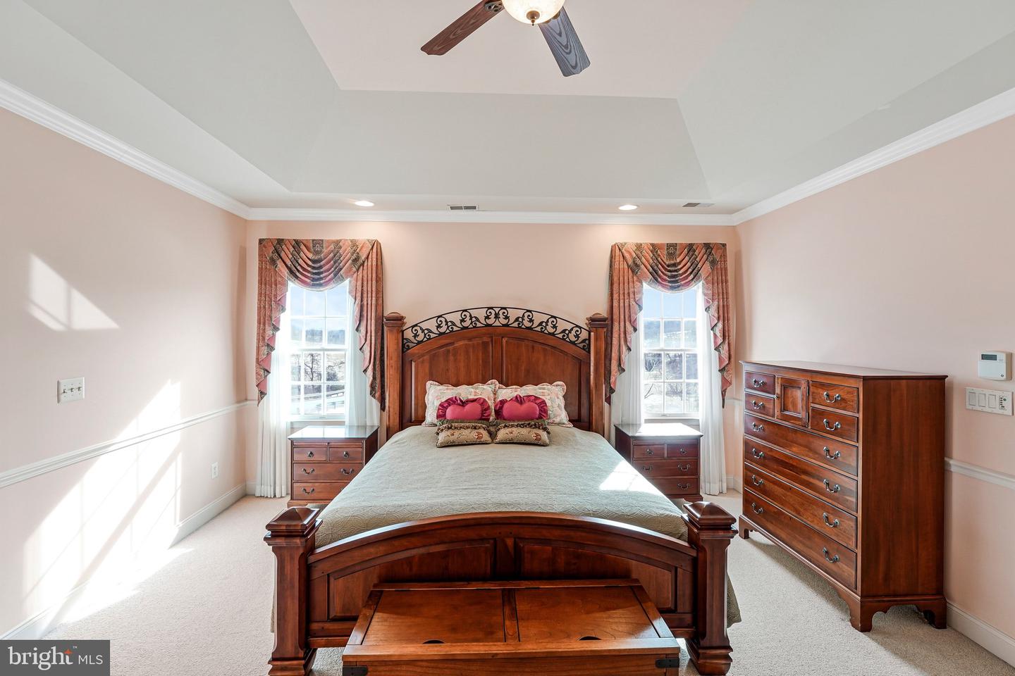 Leesburg, Virginia, 20175, United States, 5 Bedrooms Bedrooms, ,5 BathroomsBathrooms,Residential,Active,2021689