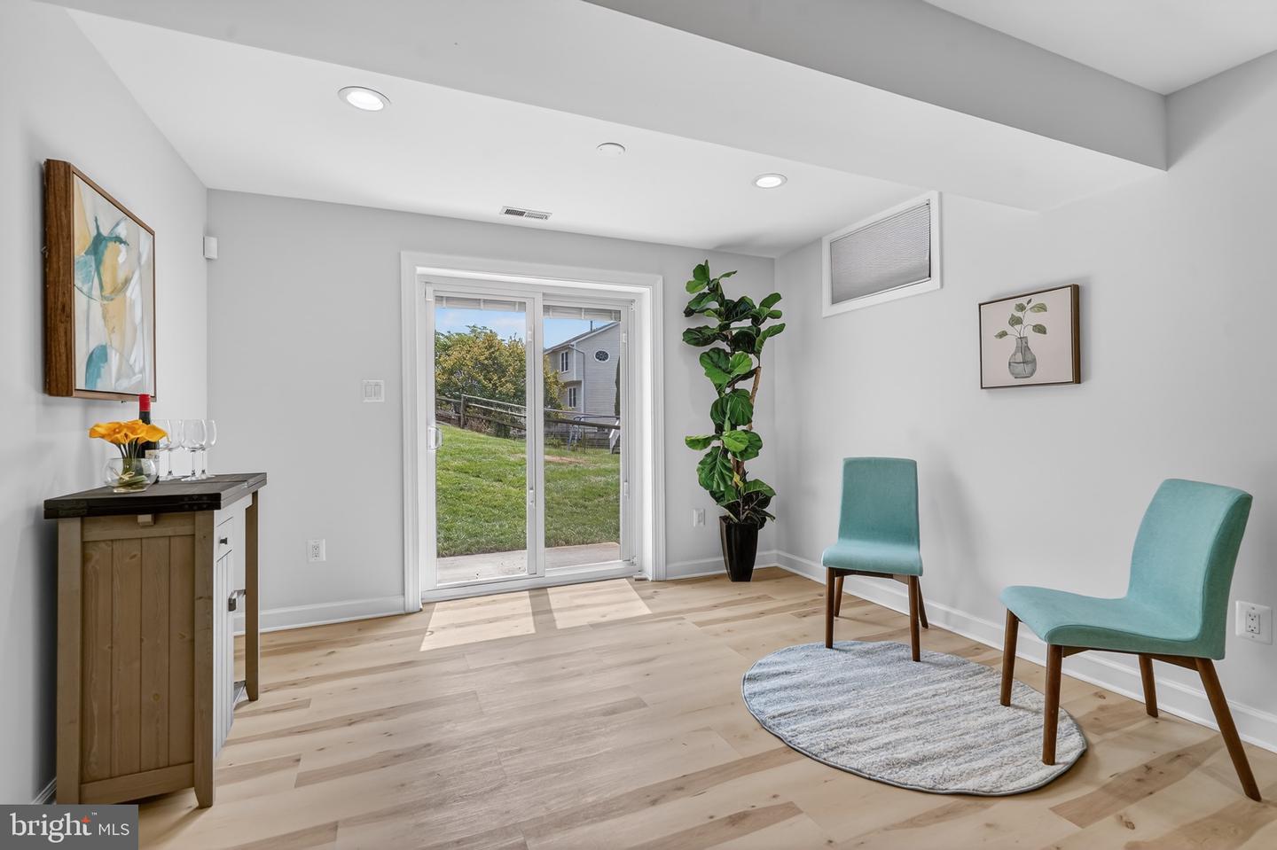 North Potomac, Maryland, 20878, United States, 4 Bedrooms Bedrooms, ,4 BathroomsBathrooms,Residential,Active,2044133