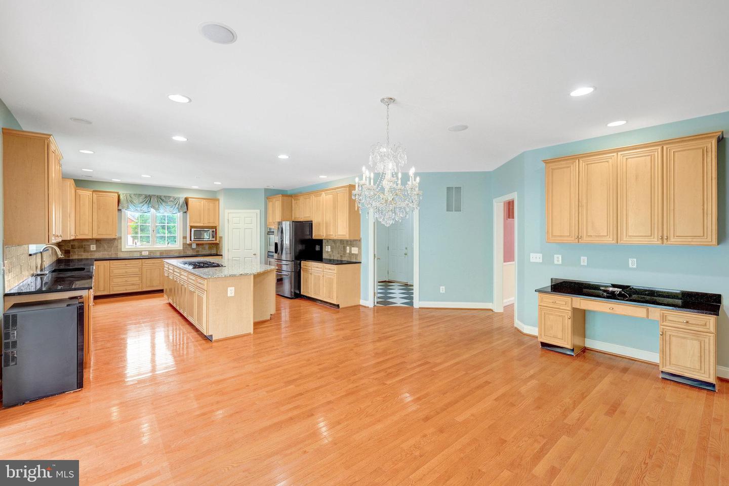 Leesburg, Virginia, 20175, United States, 4 Bedrooms Bedrooms, ,5 BathroomsBathrooms,Residential,Active,1894598