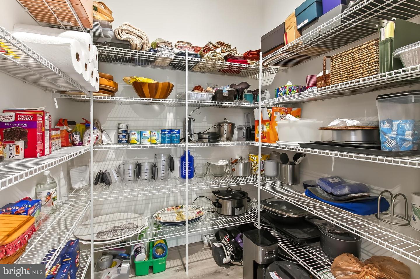 Fairfax, Virginia, 22033, United States, 4 Bedrooms Bedrooms, ,5 BathroomsBathrooms,Residential,Active,1992238