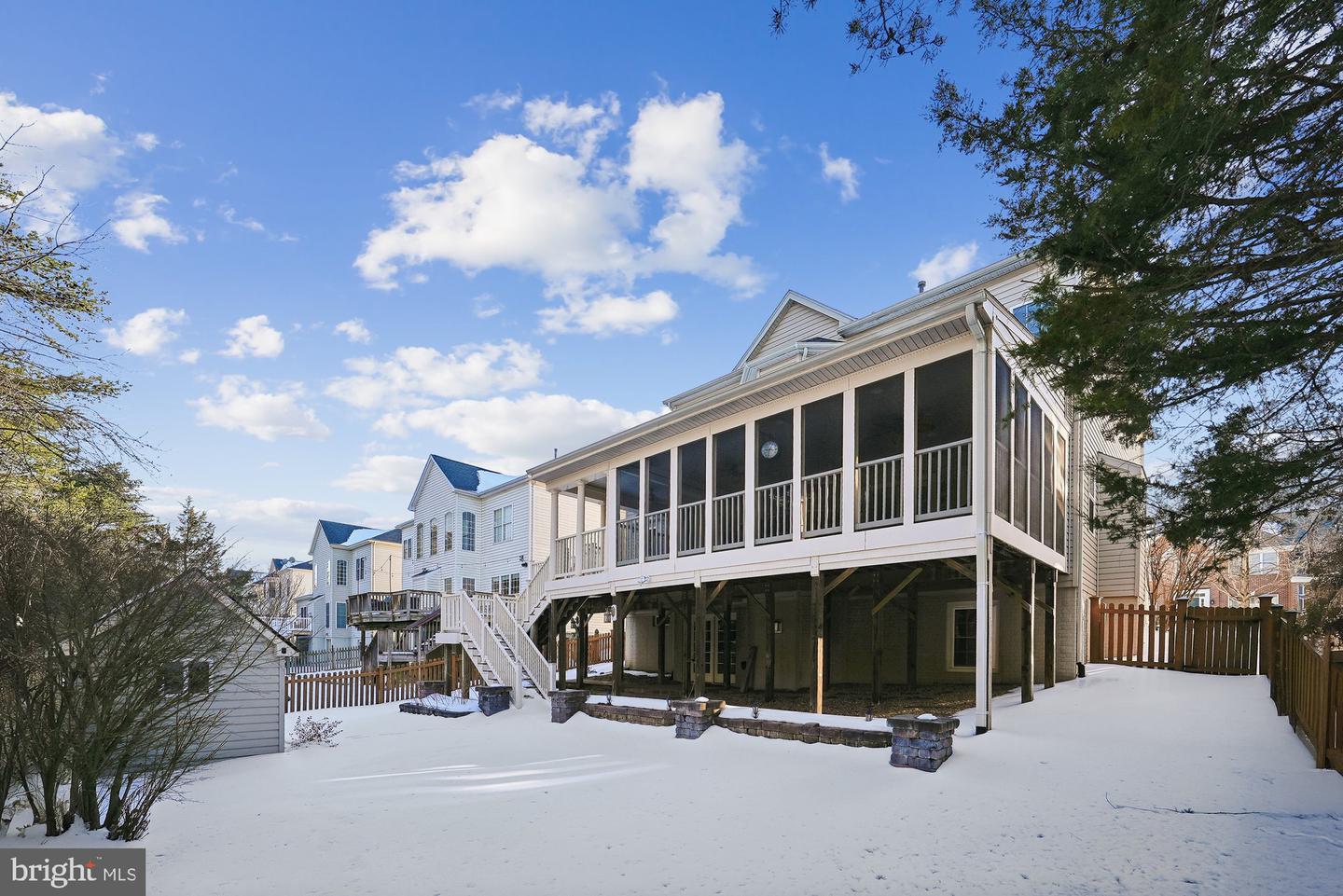 Chantilly, Virginia, 20152, United States, 4 Bedrooms Bedrooms, ,5 BathroomsBathrooms,Residential,Active,2015820