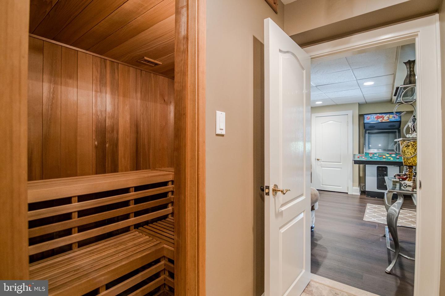 Newtown, Pennsylvania, 18940, United States, 6 Bedrooms Bedrooms, ,6 BathroomsBathrooms,Residential,Active,1849543