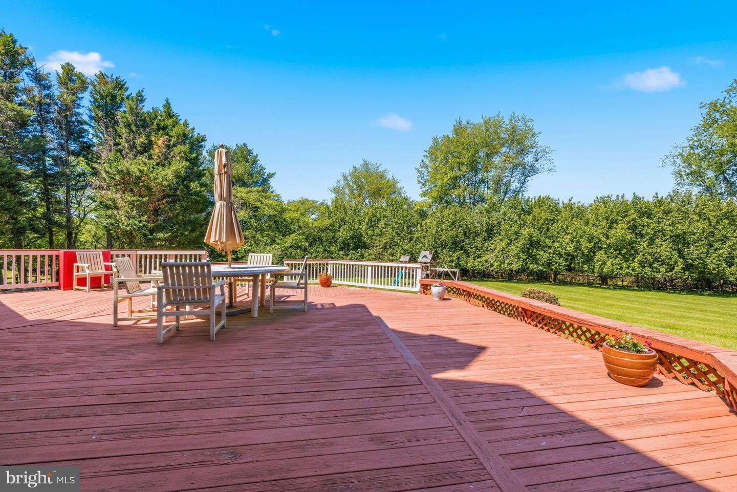 North Potomac, Maryland, 20878, United States, 5 Bedrooms Bedrooms, ,6 BathroomsBathrooms,Residential,Active,2045699