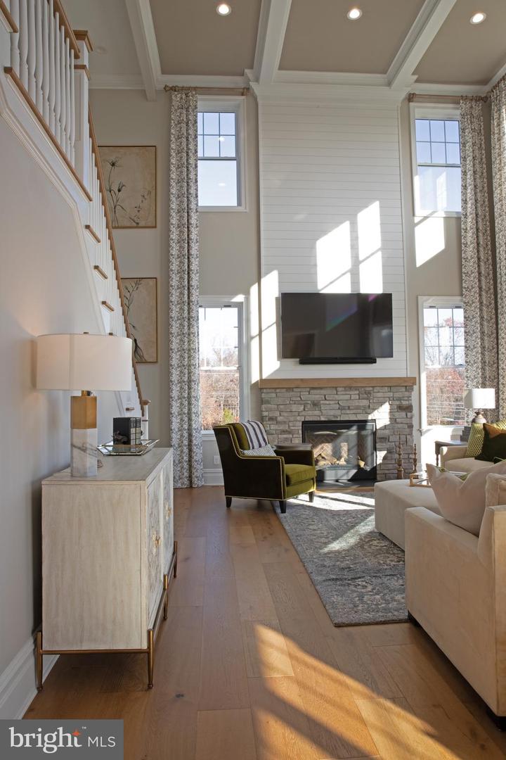 Chalfont, Pennsylvania, 18914, United States, ,5 BathroomsBathrooms,Residential,Active,1702152