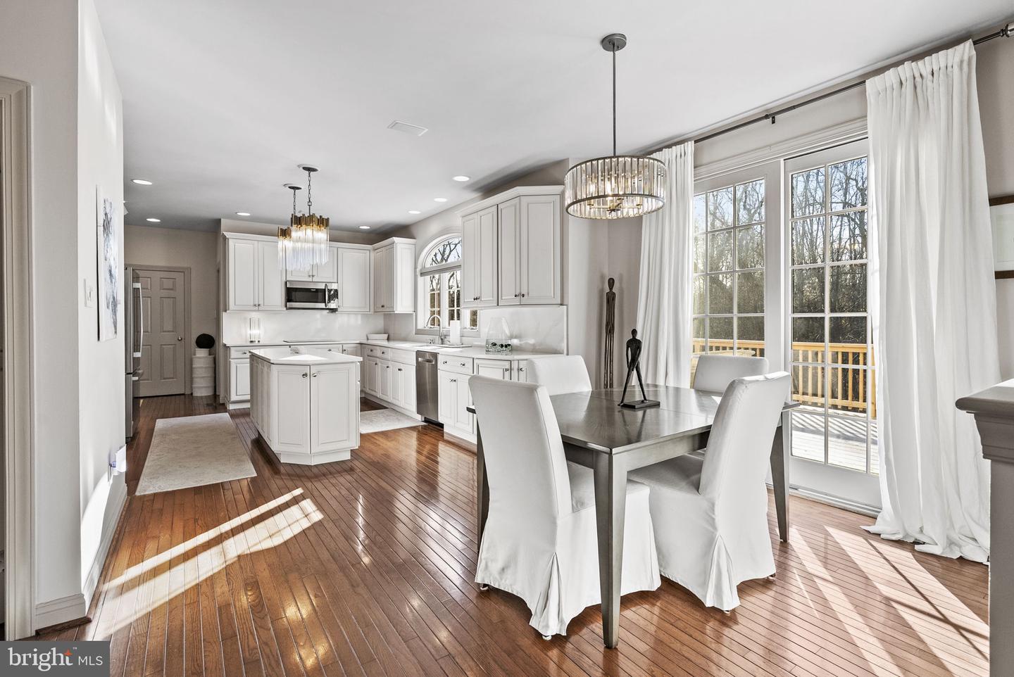 West Chester, Pennsylvania, 19382, United States, 5 Bedrooms Bedrooms, ,4 BathroomsBathrooms,Residential,Contingent,2007155