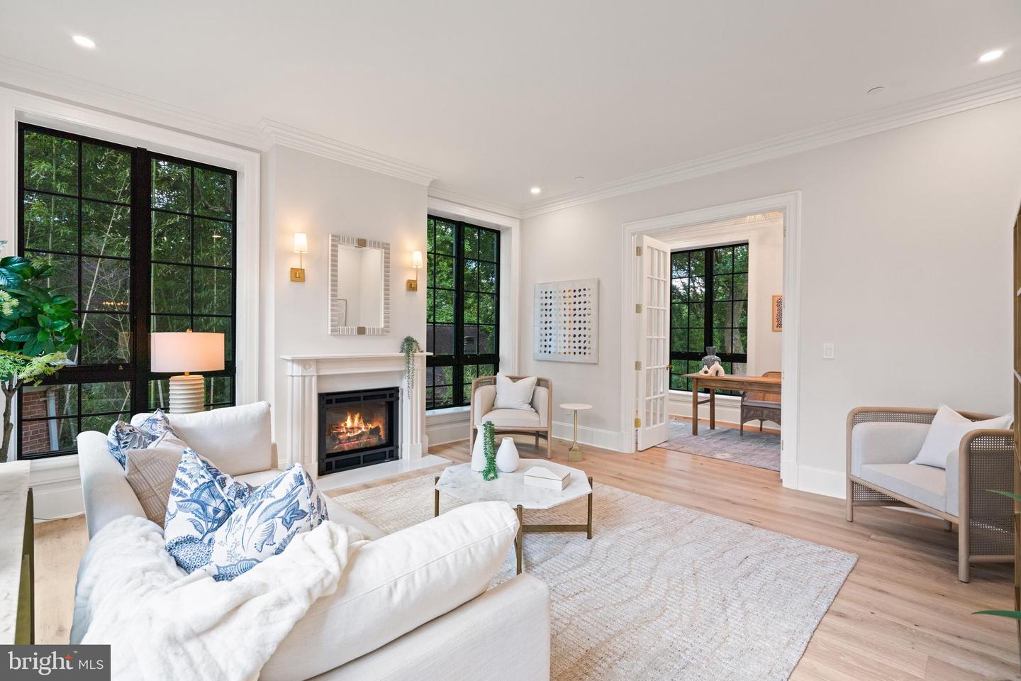 Washington, District Of Columbia, 20016, United States, 6 Bedrooms Bedrooms, ,8 BathroomsBathrooms,Residential,Active,1934802