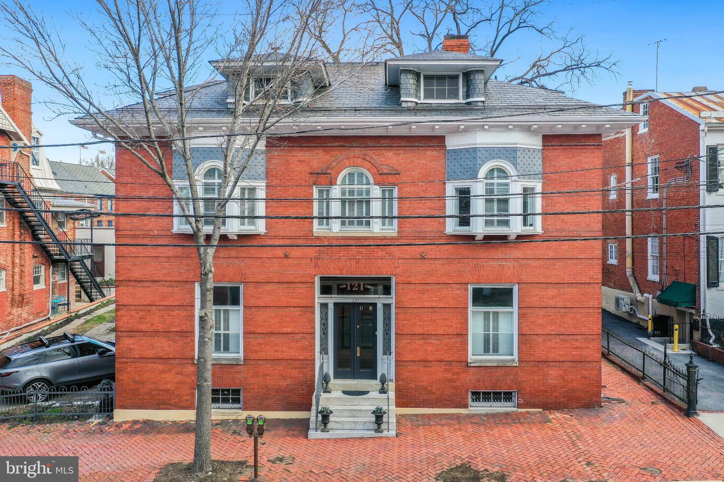 Frederick, Maryland, 21701, United States, 4 Bedrooms Bedrooms, ,4 BathroomsBathrooms,Residential,Active,2031418