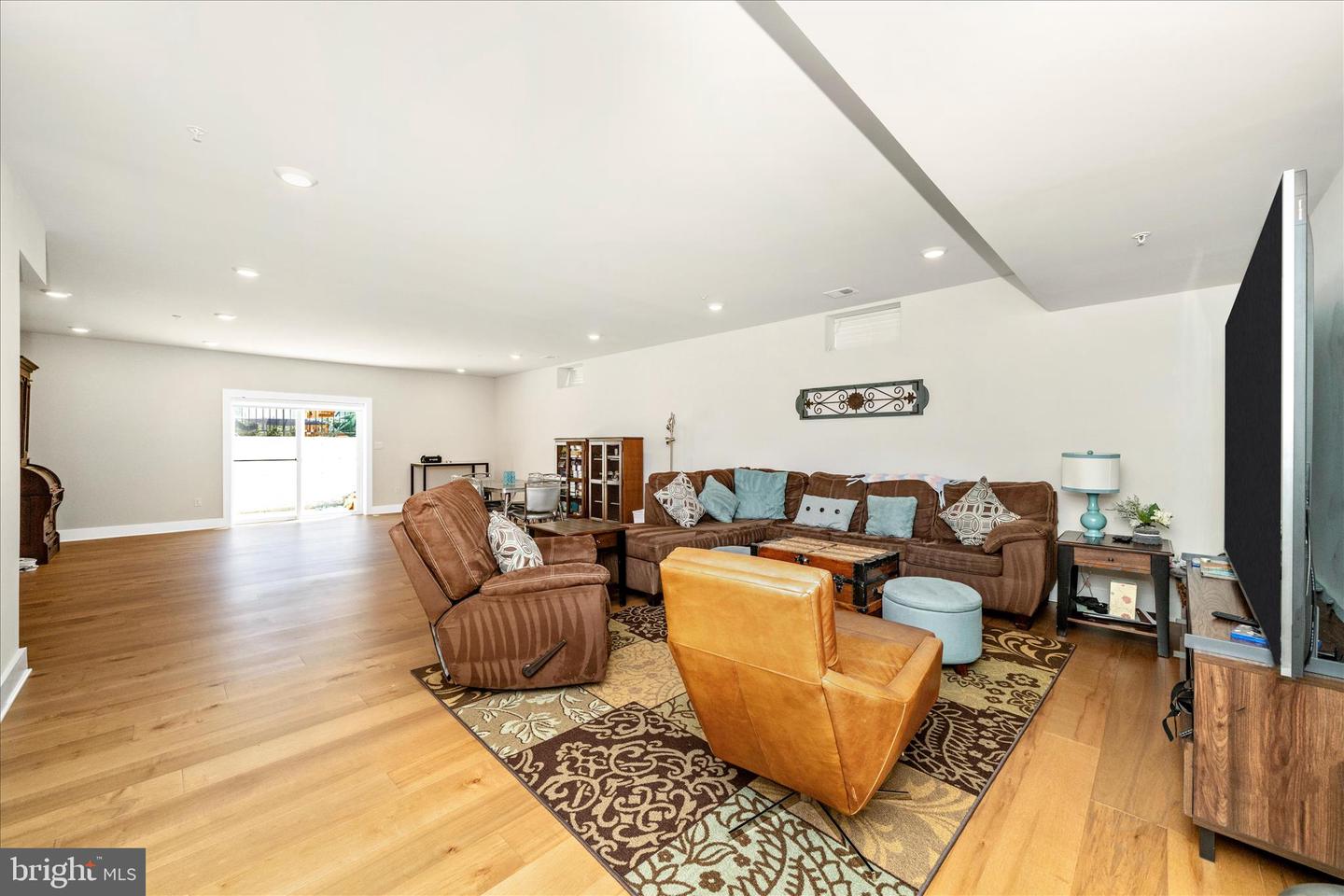 Germantown, Maryland, 20874, United States, 7 Bedrooms Bedrooms, ,6 BathroomsBathrooms,Residential,Active,2045016