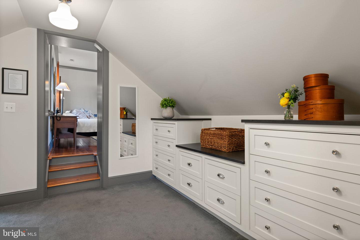 Leesburg, Virginia, 20175, United States, 4 Bedrooms Bedrooms, ,5 BathroomsBathrooms,Residential,Active,2011862