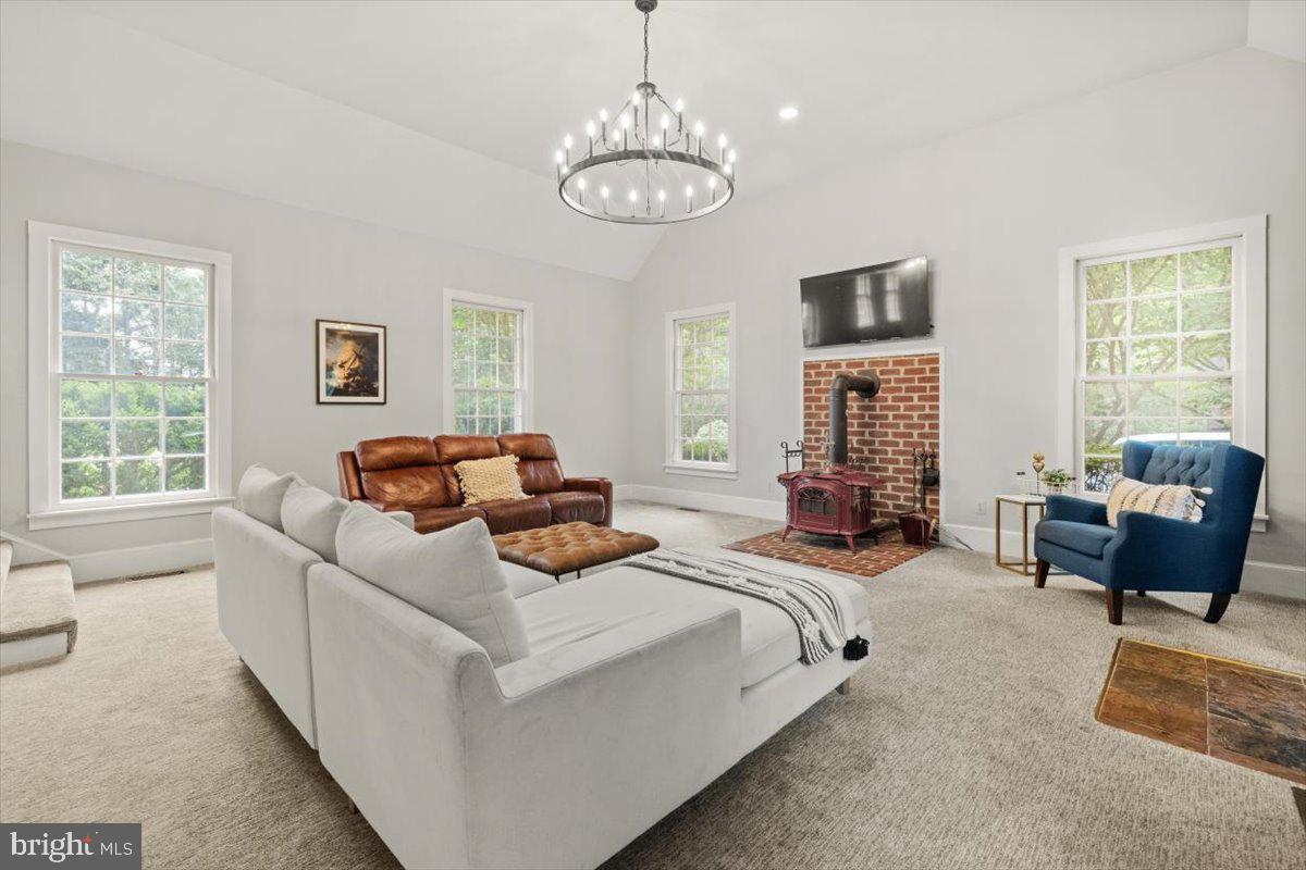 Nokesville, Virginia, 20181, United States, 4 Bedrooms Bedrooms, ,4 BathroomsBathrooms,Residential,Active,1909876
