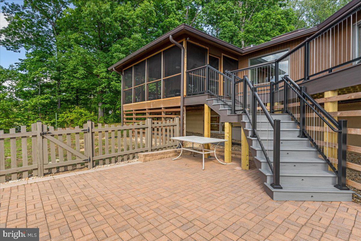 Stafford, Virginia, 22554, United States, 5 Bedrooms Bedrooms, ,3 BathroomsBathrooms,Residential,Active,2045399