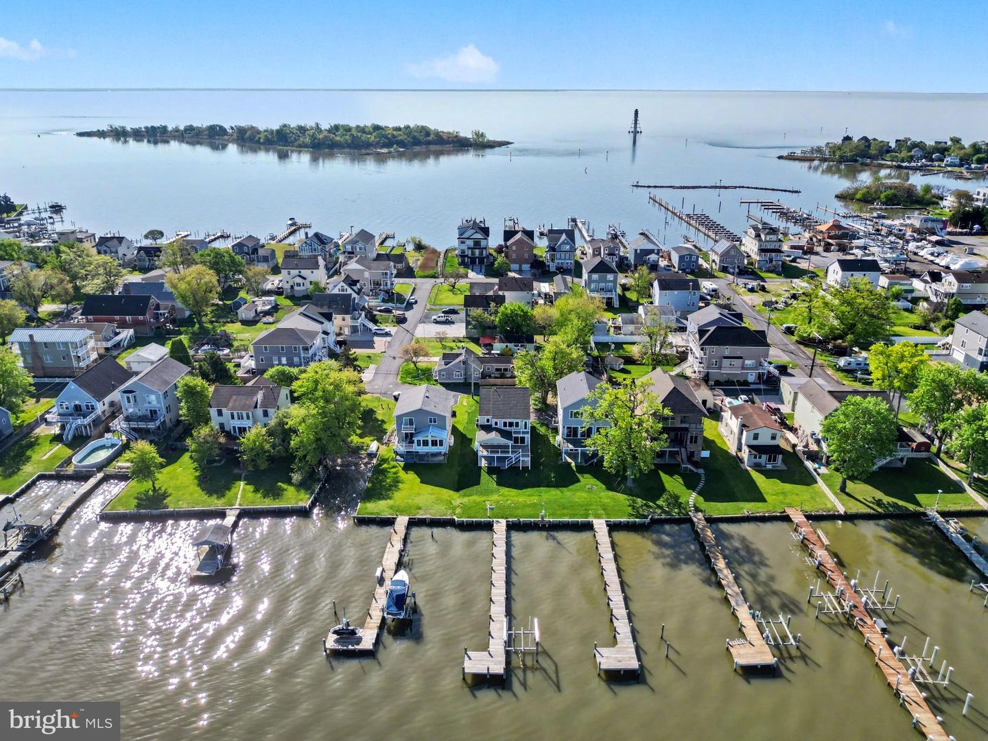 Sparrows Point, Maryland, 21219, United States, 5 Bedrooms Bedrooms, ,4 BathroomsBathrooms,Residential,Active,2041470