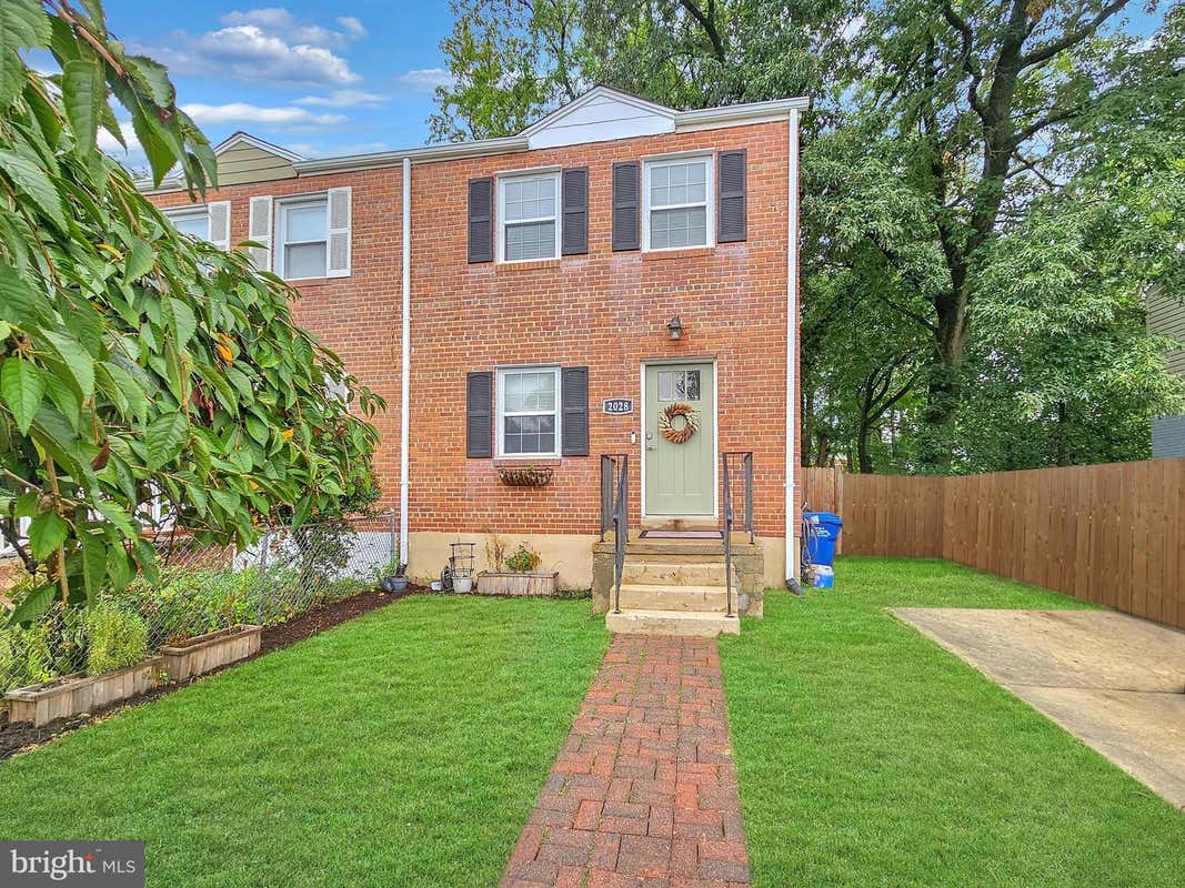 2028 ARLINGTON TER, ALEXANDRIA, VA 22303, photo 1 of 37