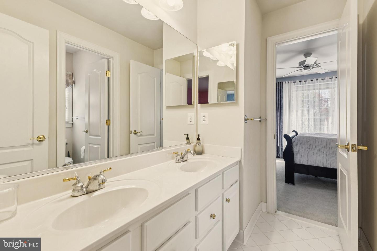 Gainesville, Virginia, 20155, United States, 5 Bedrooms Bedrooms, ,5 BathroomsBathrooms,Residential,Active,1929794