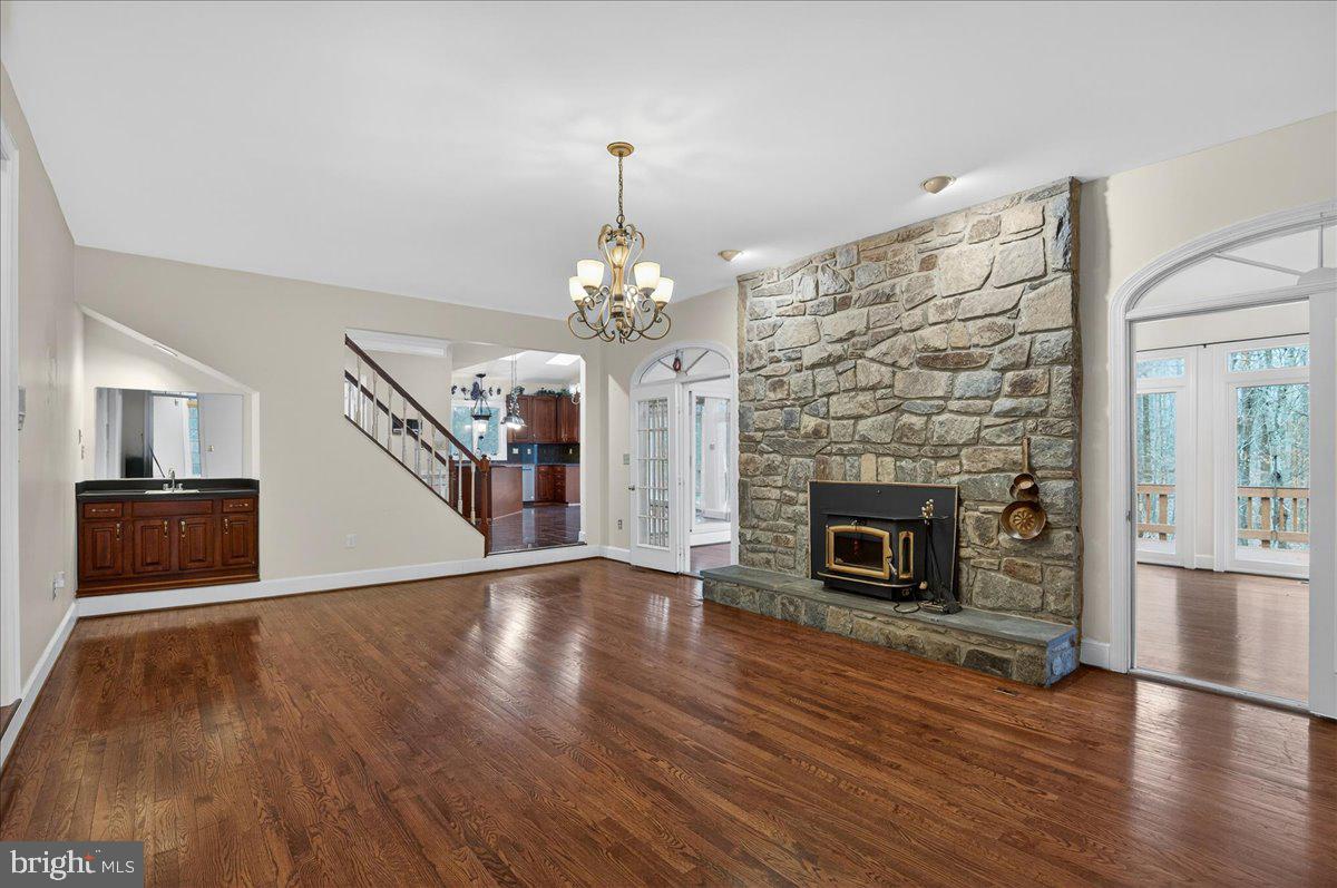 Clifton, Virginia, 20124, United States, 5 Bedrooms Bedrooms, ,6 BathroomsBathrooms,Residential,Active,2025639
