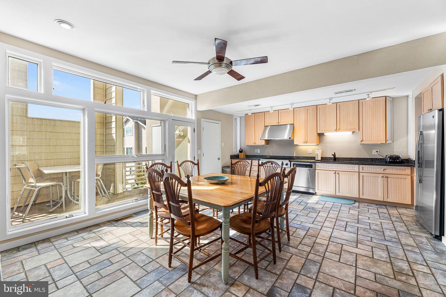 Fenwick Island, Delaware, 19944, United States, 6 Bedrooms Bedrooms, ,6 BathroomsBathrooms,Residential,Active,1973374