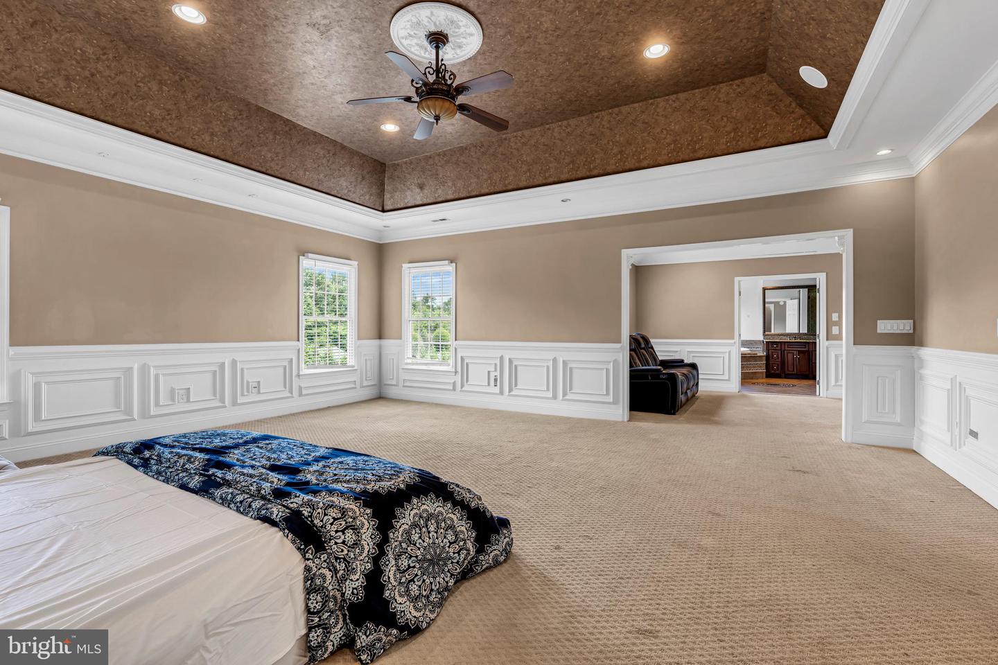 Farmingdale, New Jersey, 07727, United States, ,6 BathroomsBathrooms,Residential,Active,1868131