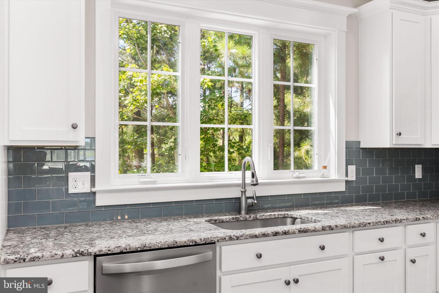 Berlin, Maryland, 21811, United States, 6 Bedrooms Bedrooms, ,5 BathroomsBathrooms,Residential,Active,1893241