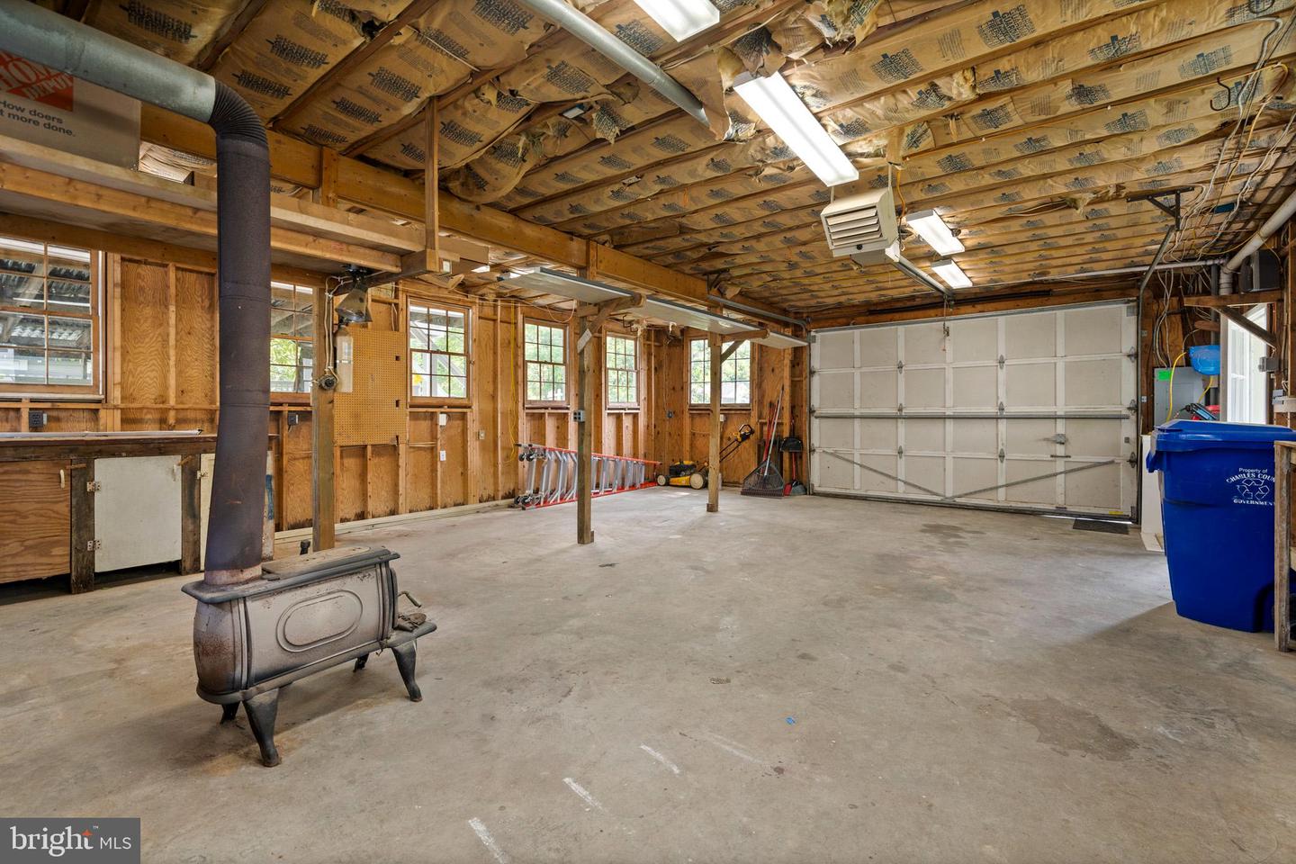 Cobb Island, Maryland, 20625, United States, 6 Bedrooms Bedrooms, ,6 BathroomsBathrooms,Residential,Contingent,1849506