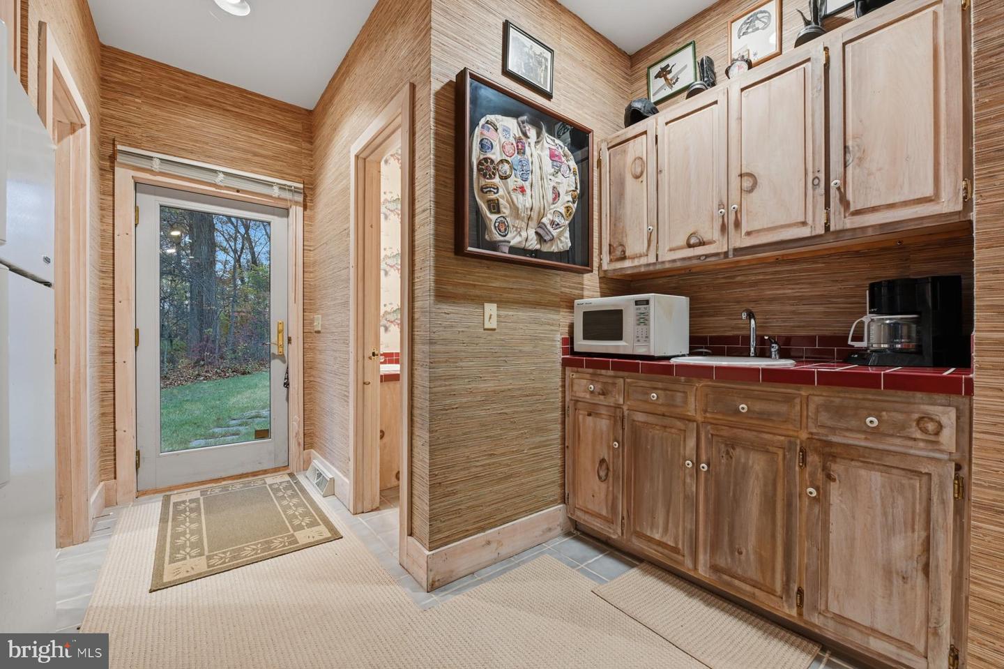 Queenstown, Maryland, 21658, United States, 4 Bedrooms Bedrooms, ,3 BathroomsBathrooms,Residential,Active,1998763