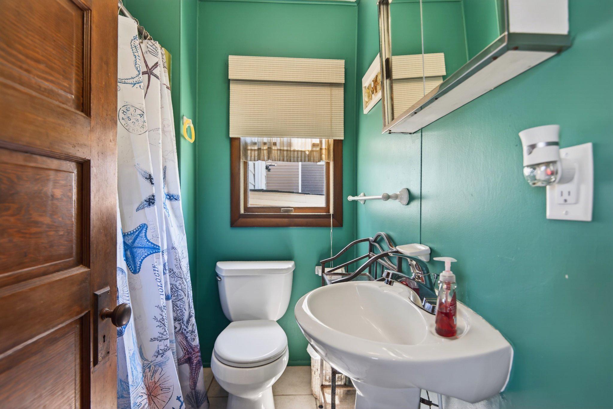 Long Beach Twp, New Jersey, 08008, United States, 8 Bedrooms Bedrooms, ,4 BathroomsBathrooms,Residential,Active,2021663