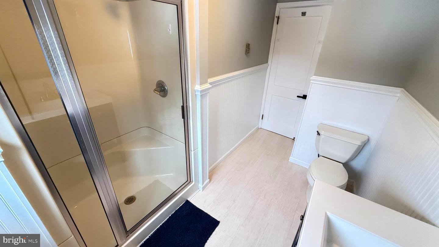 Lakeville, Pennsylvania, 18438, United States, 4 Bedrooms Bedrooms, ,2 BathroomsBathrooms,Residential,Active,2007650