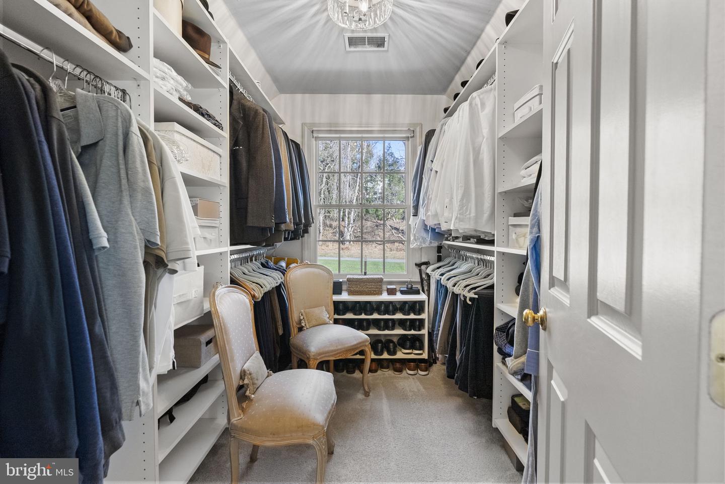 West Chester, Pennsylvania, 19382, United States, 5 Bedrooms Bedrooms, ,4 BathroomsBathrooms,Residential,Contingent,2007155