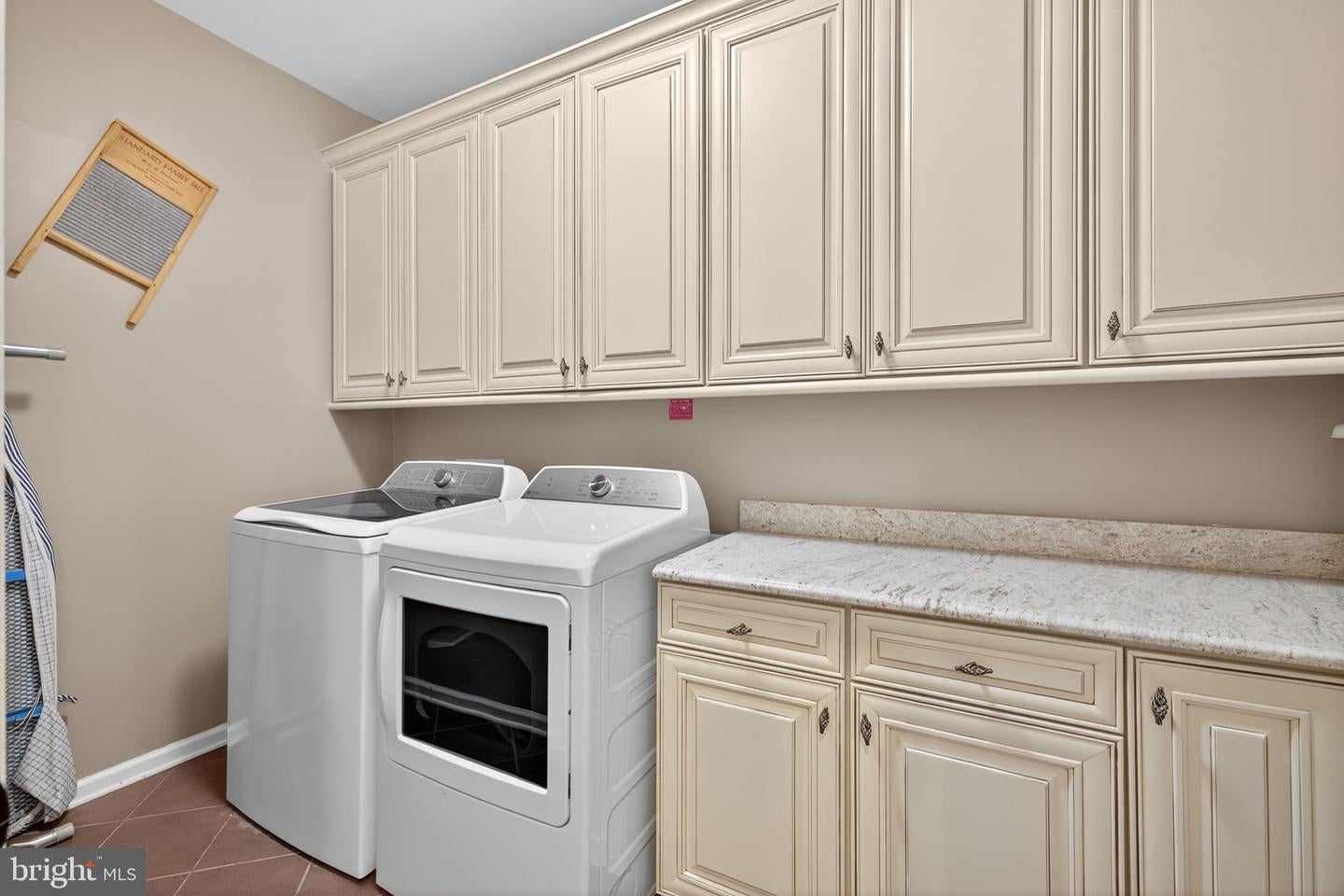 Ashburn, Virginia, 20148, United States, 5 Bedrooms Bedrooms, ,6 BathroomsBathrooms,Residential,Active,1952301