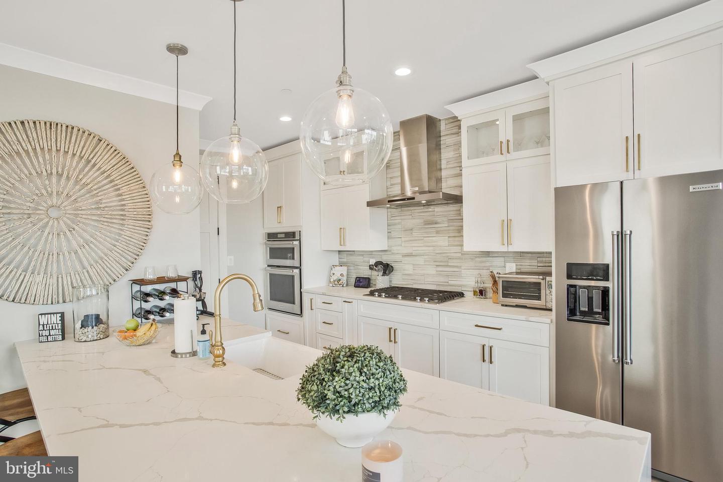 Edgewater, Maryland, 21037, United States, 4 Bedrooms Bedrooms, ,4 BathroomsBathrooms,Residential,Active,1988474