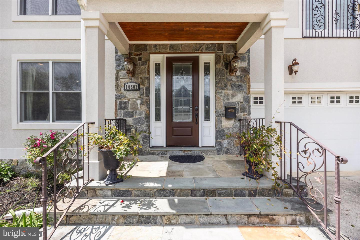 Kensington, Maryland, 20895, United States, 5 Bedrooms Bedrooms, ,5 BathroomsBathrooms,Residential,Active,2044984