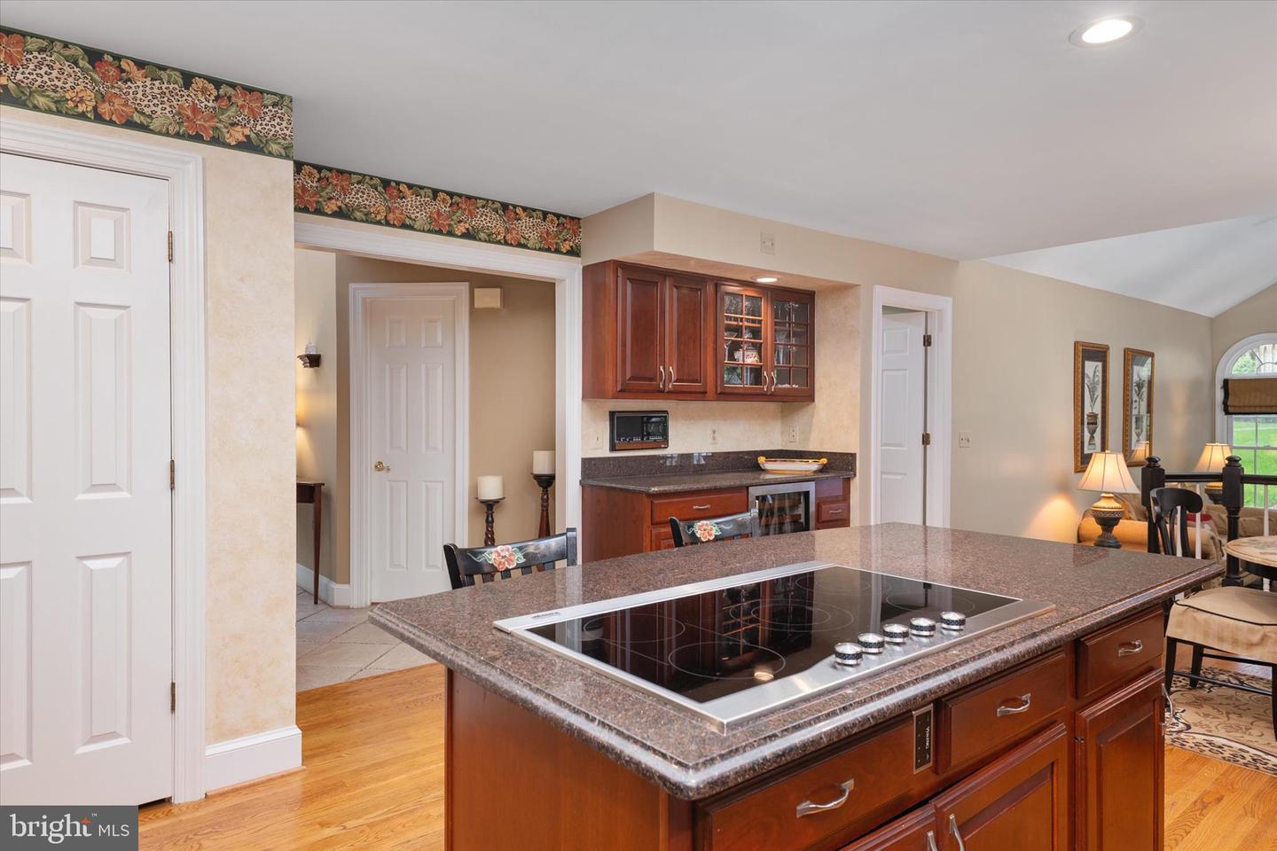 Rockville, Maryland, 20852, United States, 4 Bedrooms Bedrooms, ,4 BathroomsBathrooms,Residential,Active,2045026
