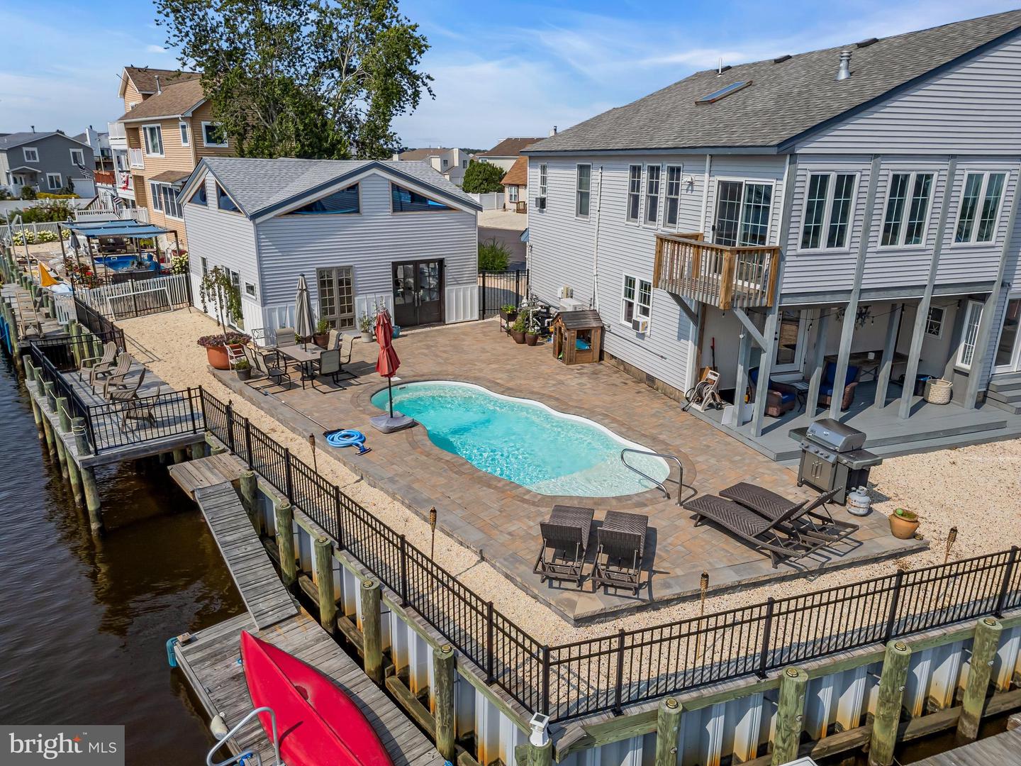 Manahawkin, New Jersey, 08050, United States, 4 Bedrooms Bedrooms, ,2 BathroomsBathrooms,Residential,Active,1919073