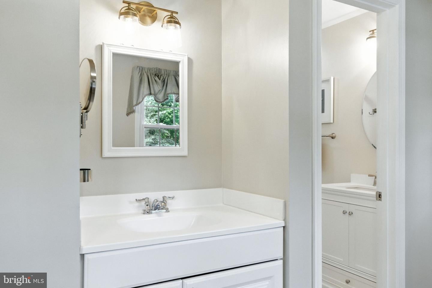Annandale, Virginia, 22003, United States, 4 Bedrooms Bedrooms, ,4 BathroomsBathrooms,Residential,Active,1900183