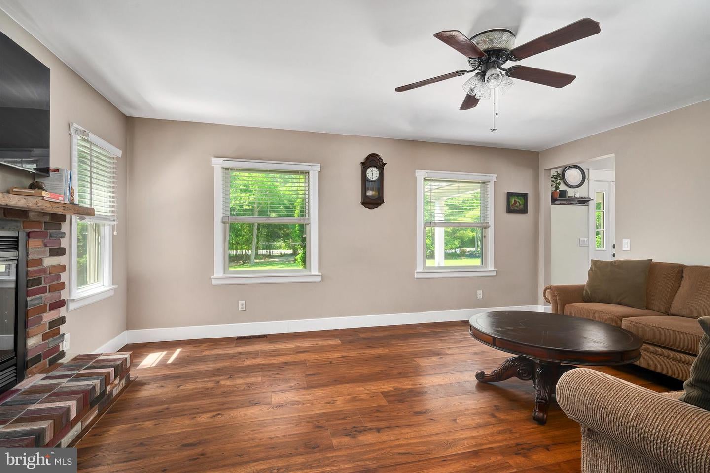 Manahawkin, New Jersey, 08050, United States, 4 Bedrooms Bedrooms, ,3 BathroomsBathrooms,Residential,Active,1879973