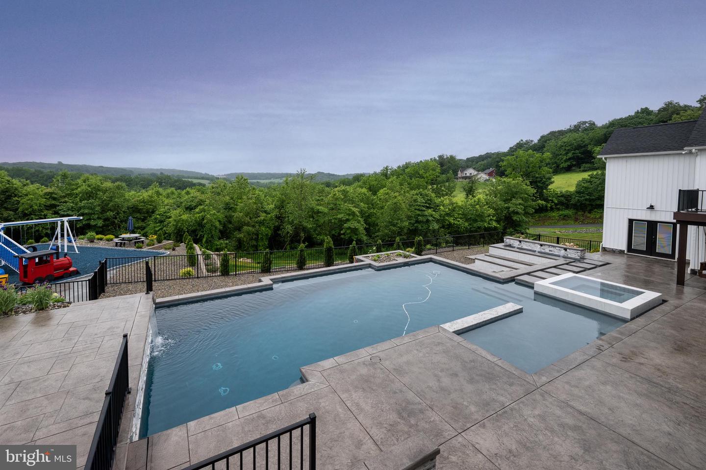 Kutztown, Pennsylvania, 19530, United States, 6 Bedrooms Bedrooms, ,5 BathroomsBathrooms,Residential,Active,1968418