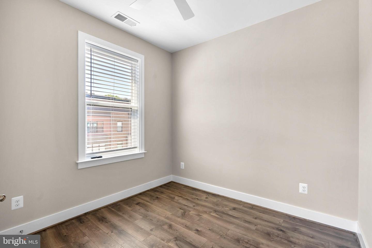 Rockville, Maryland, 20852, United States, 5 Bedrooms Bedrooms, ,5 BathroomsBathrooms,Residential,Active,2044158