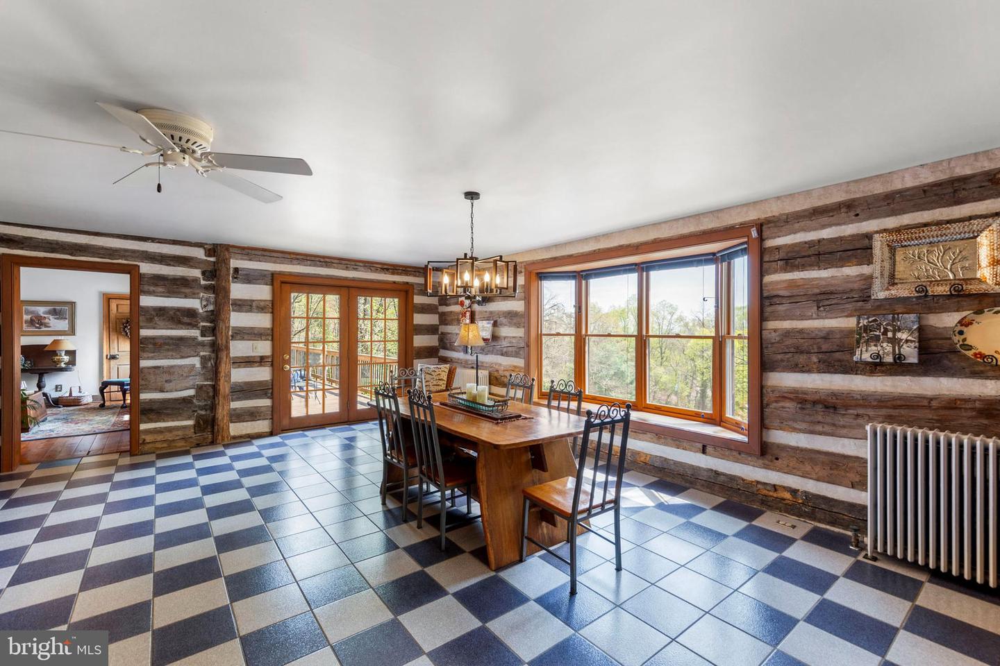 Winchester, Virginia, 22602, United States, 4 Bedrooms Bedrooms, ,4 BathroomsBathrooms,Residential,Active,2041509