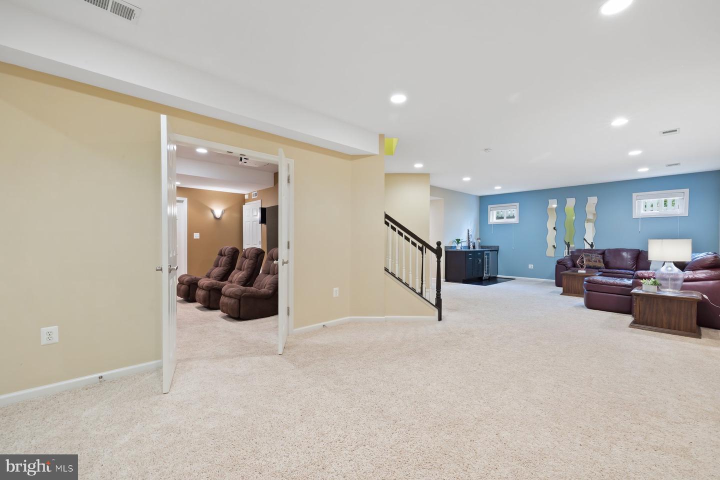 Rockville, Maryland, 20850, United States, 5 Bedrooms Bedrooms, ,6 BathroomsBathrooms,Residential,Active,1941388