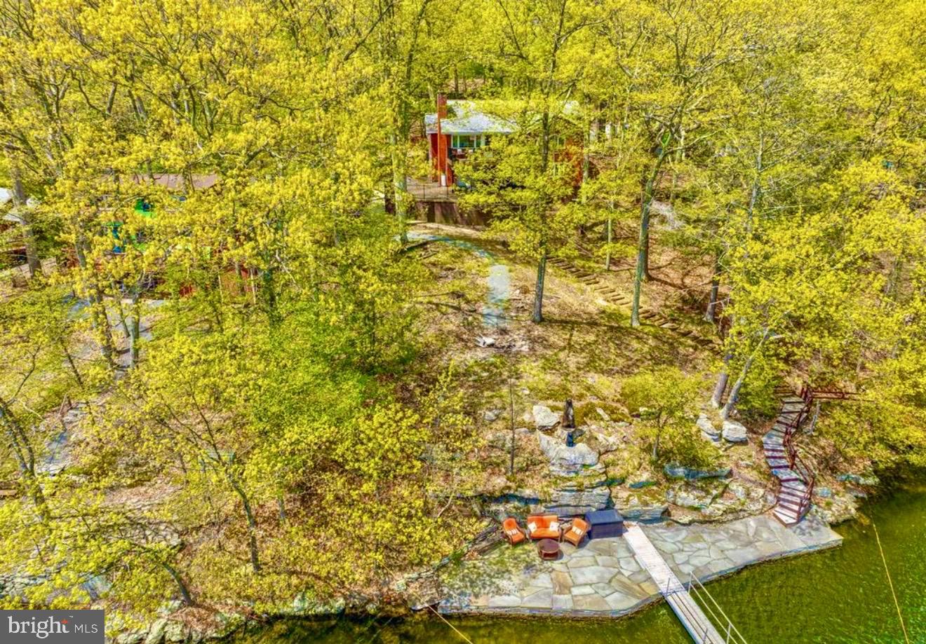 Lakeville, Pennsylvania, 18438, United States, 4 Bedrooms Bedrooms, ,2 BathroomsBathrooms,Residential,Active,2007650