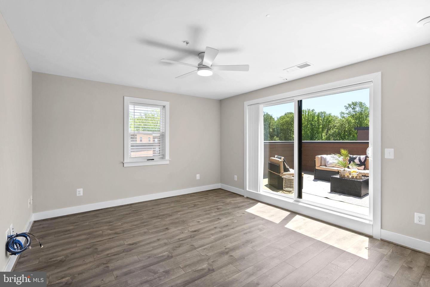 Rockville, Maryland, 20852, United States, 5 Bedrooms Bedrooms, ,5 BathroomsBathrooms,Residential,Active,2044158